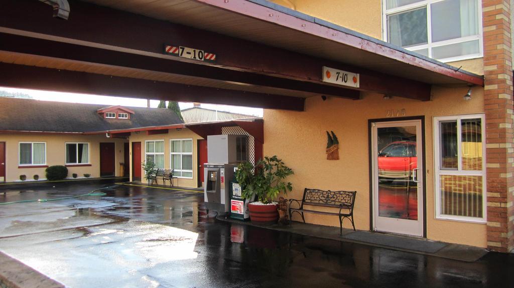 Fir Grove Motel Reedsport Εξωτερικό φωτογραφία